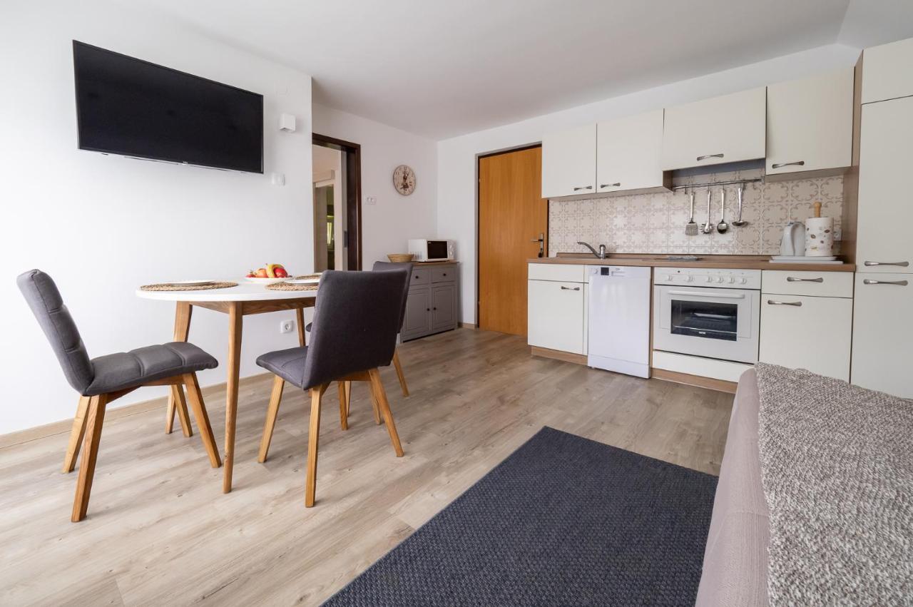 Apartment Sporar 보히니 외부 사진